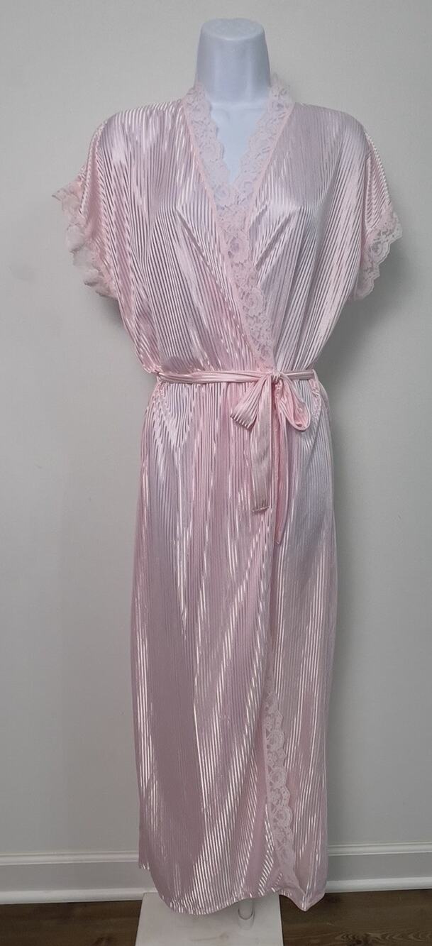 Vintage Peignoir Robe Pink Sheer Nylon Lace Size M Made In USA Romantic Court